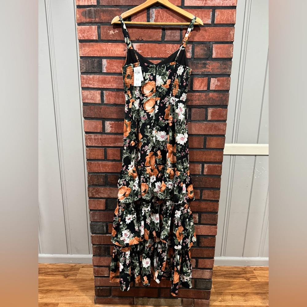Abercrombie & Fitch black floral tiered maxi - Picture 4 of 16